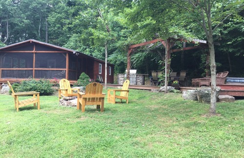 Glace Cabina | The Rock Great Secluded Cabin for Fishing Hiking Swimming on 200 Acres