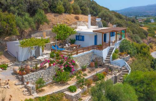 Sitia Casa | The Rock & The Lemon Tree