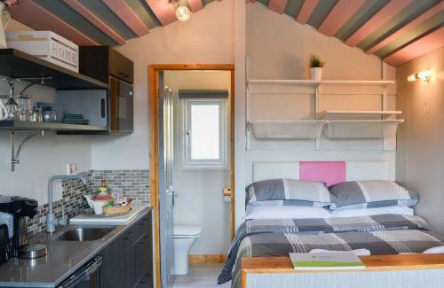Scales Casa | The Rocking Lodge