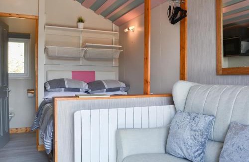 Scales Casa | The Rocking Lodge