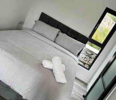 Newry Complejo | The Rocks - Luxury Glamping Resort
