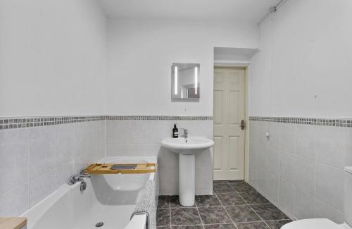 Roker Casa | The Roker Pier View
