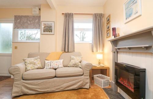 Camborne Casa | The Roost