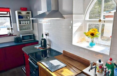 Aberaeron Casa | The Rope and Anchor Aberaeron