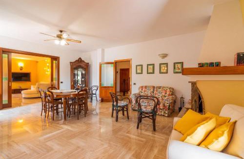 Alezio Villa | The Rosa's Luxury House