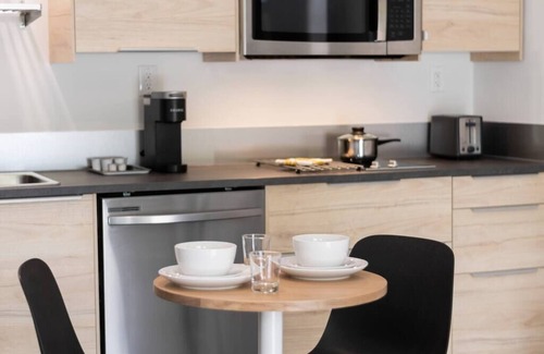 Norfolk Apartamento | The Rosalie Suite 2, Steps from Norfolk's Hospitals