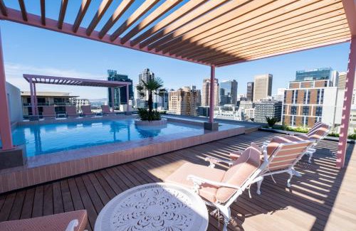 Bo'Kaap Apartamento | The Rose 502-City Centre Aprt with Rooftop Pool