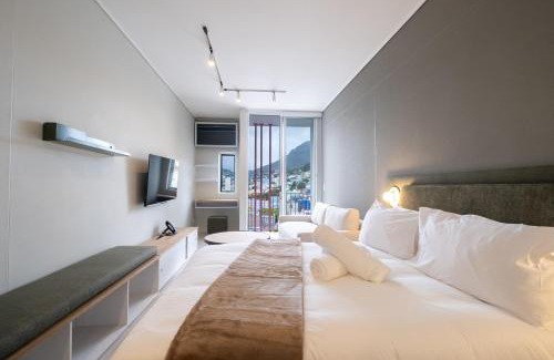 Bo'Kaap Apartamento | The Rose 704: Top Floor Modern Studio Apartment