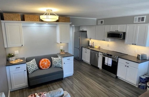 Admiral Estates Condominio | The ''Rose'' at Cape Roc