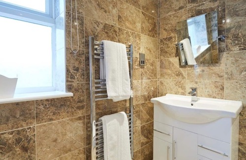 Thorpe-le-Soken Hotel | The Rose & Crown Free House