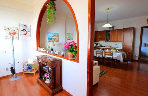 Priora Casa | The Rose of the South, breathtaking views of the Bay of Naples and Mount Vesuvius