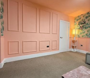 Mill Road Apartamento | The Rosy Retreat By Station