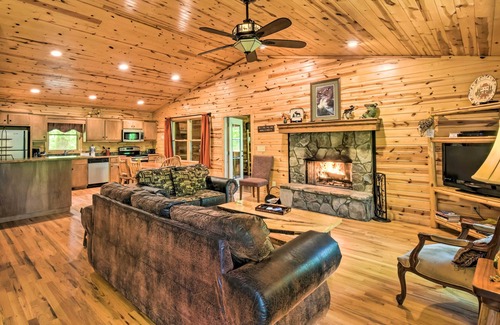 Helen Cabina | ‘The Round About’ at Sautee Mountain Retreat!