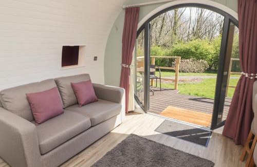 Cowbridge Casa | The Rowan Pod