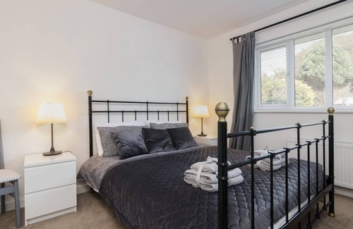 Kirkmichael Cabaña | The Rowans - una casa de vacaciones con capacidad para 9 personas en 4 habitaciones