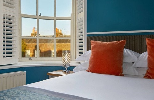 Windsor Hotel | The Royal Adelaide Hotel