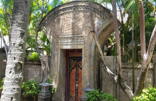 Dyanapura Complejo | The Royal Beach Seminyak Bali