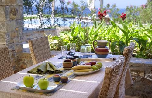 Geropotamos Complejo | The Royal Blue a Luxury Beach Resort