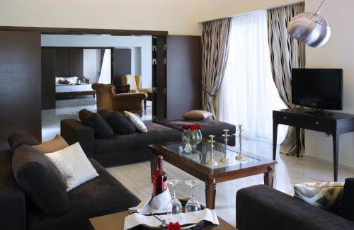 Geropotamos Complejo | The Royal Blue a Luxury Beach Resort