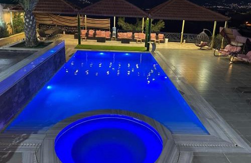 Suwailih Chalet De Esquí | The Royal Chalet
