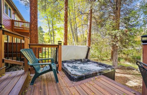 Frisco Casa | The Royal Escape Duplex