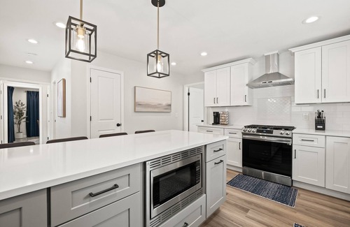 Royal Oak Casa | The Royal Hideaway - Your Stylish Retreat in Royal Oak!