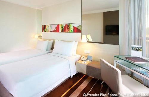Tsim Sha Tsui Hotel | The Royal Pacific Hotel & Towers