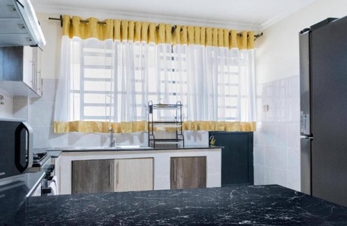 Kitengela Apartamento | The Royal Residence : Twiga (Giraffe)