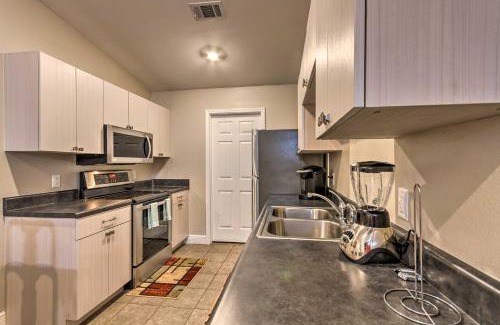 Pensacola Heights Casa | The Royal Retreat about 10 Mi to Local Beaches!