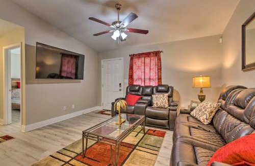 Pensacola Heights Casa | The Royal Retreat about 10 Mi to Local Beaches!