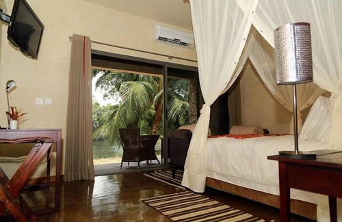 Akosombo Complejo | The Royal Senchi Hotel and Resort
