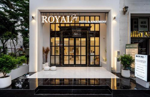 Phu My Hung Hotel | The Royal Sky - Phu My Hung
