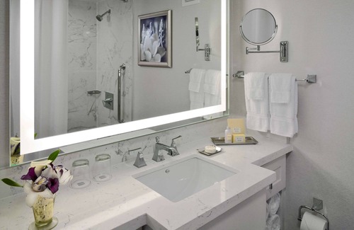 French Quarter Hotel | The Royal Sonesta New Orleans
