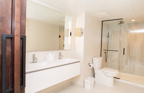 Isla Verde Complejo | The Royal Sonesta San Juan
