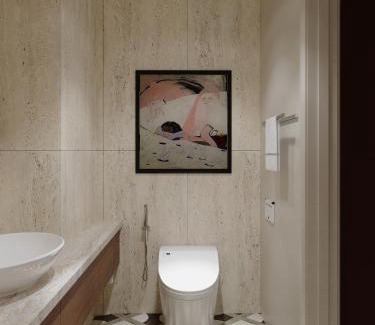 Thanh Nhan Apartamento | The Ruby Orchid Hanoi-Chic Apartment with Rooftop Pool-Near Street Food