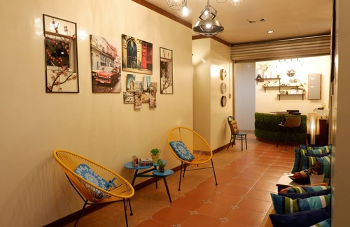 Lapu-Lapu Hotel | The Runway Inn - Mactan Cebu