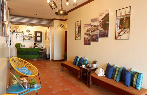 Lapu-Lapu Hotel | The Runway Inn - Mactan Cebu