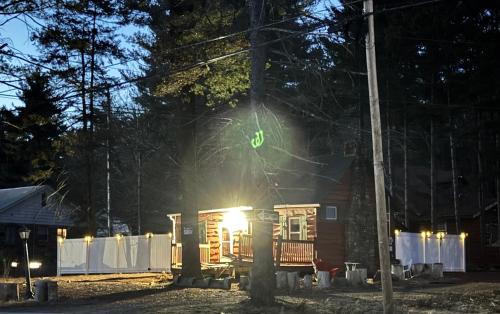 Blakeslee Casa | The Rustic Cabin