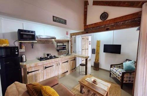 Pointe aux Canonniers Cama Y Desayuno | The Rustic Chic Suite