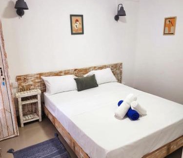 Pointe aux Canonniers Cama Y Desayuno | The Rustic Vintage Suite