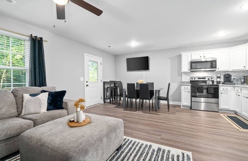 Clarksville Casa | The Ryders Nest w/King Suite
