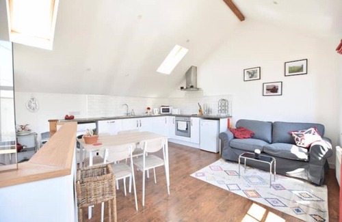 St Just Casa | The S'nook - LOVELY DETACHED BARN. TUCKED AWAY. DOG FRIENDLY