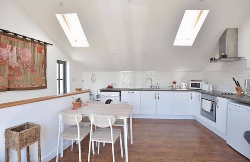 St Just Casa | The S'nook - LOVELY DETACHED BARN. TUCKED AWAY. DOG FRIENDLY