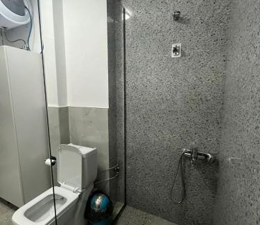 Pogradec Apartamento | The Sage House, Apt