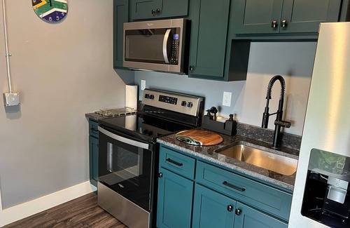 Bellefontaine Apartamento | The Sahara Flat @ RainbowRow