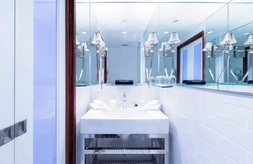 Historic Seaport Hotel | The Saint Hotel Key West, Autograph Collection, Adult Only