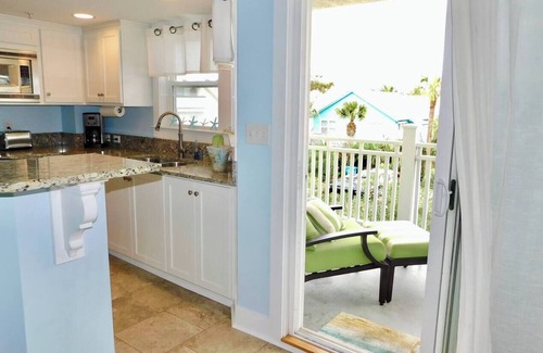Tybee Island Condominio | The Salty Crab ~ South Beach, Tybee Island
