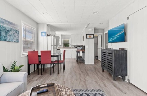 Hampton Casa | The Salty Dog | Pet Friendly | Private Yard
