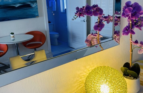 New Smyrna Beach Hotel | The Salty Mermaid Oceanfront Hotel