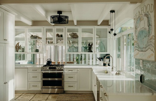 Estate Prosperity West Casa | The Salty Pier Beach House